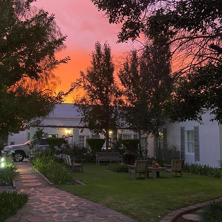 Cape Karoo Guesthouse Beaufort West Eksteriør bilde